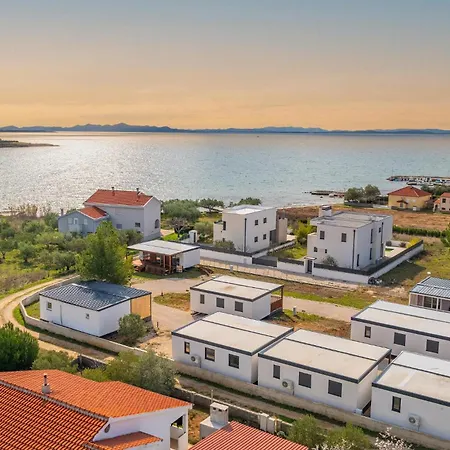 Premium House 5 Semesterbostad Privlaka (Zadar)