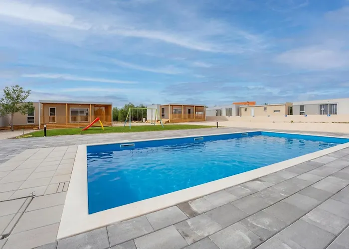 Дом отдыха Premium Holiday House 5 *