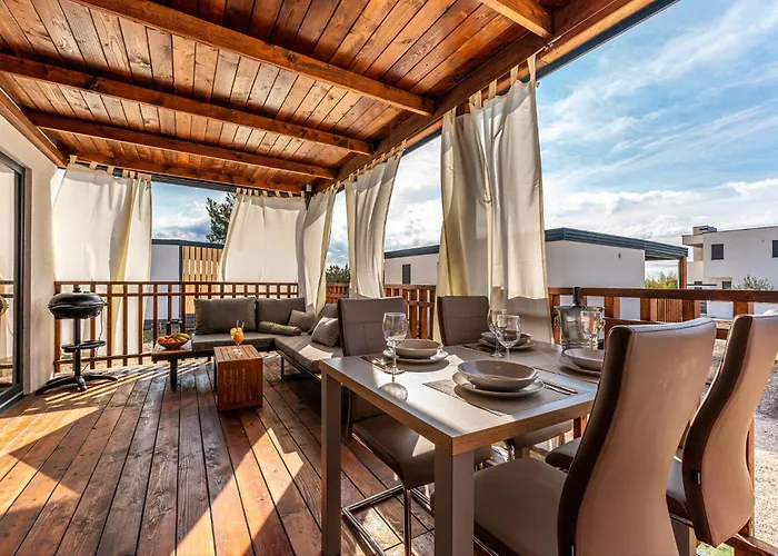 Дом отдыха Premium Holiday House 5 Привлака